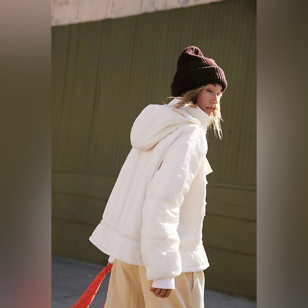 NWOT Free People Movement Cares Round And Round Puffer Jacket Ivory Brushed Sail - Picture 3 of 9